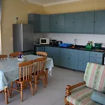 Seaview 2-Bedroom Apartment In Xlendi