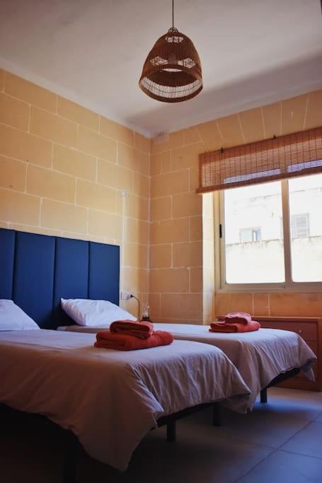 Apartment Seaview 2-bedroom In *