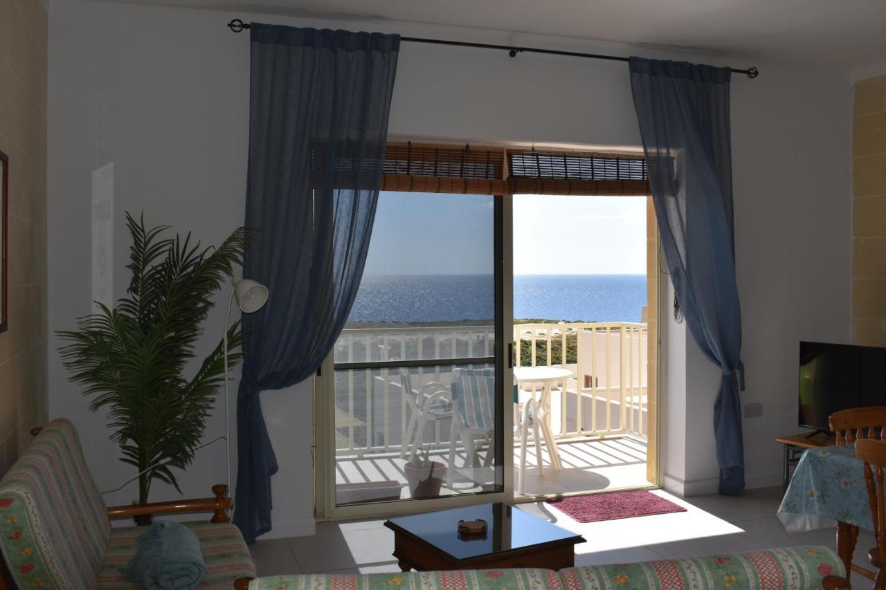 Seaview 2-bedroom In Apartment Xlendi